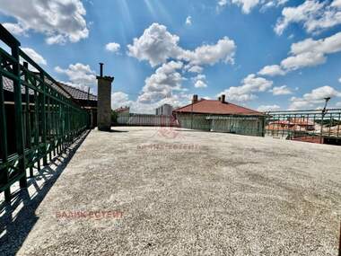 For sale - House in Avtogara,  Dobrich