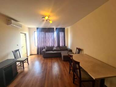 Închiriere - Apartament în Badema,  Haskovo