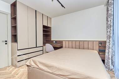 Vânzare - Apartament în Țentăr,  Burgas