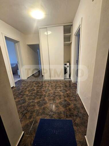 Închiriere - Apartament în Sportna zala,  Varna