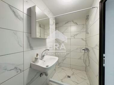 Închiriere - Apartament în Dărvenița,  Sofia