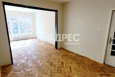 Kira - Apartman olarak Center,  Sofia