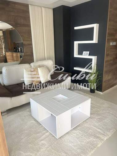 Продажба - Апартамент в Център,  Шумен