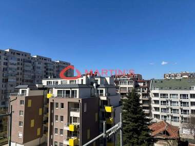Vânzare - Apartament în Zona B-19,  Sofia