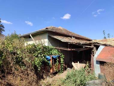 For sale - House in Ovcharovo,  Dobrich