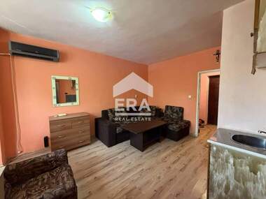 Verkauf - Wohnung in Tri tschutschura-üg,  Stara Zagora