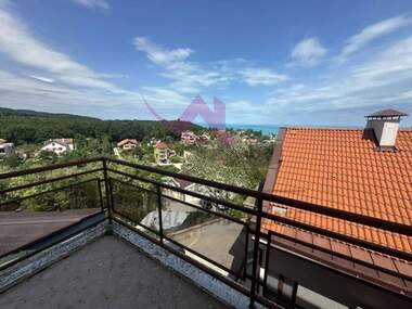 For rent - Apartment in Alen mak,  Varna