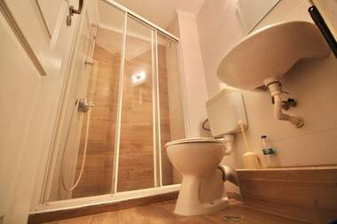 For rent - Apartment in Vazrajdane,  Burgas