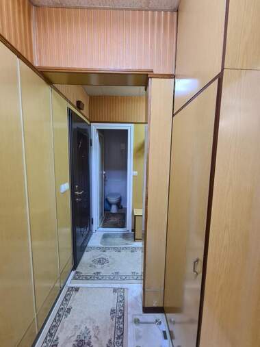 Vânzare - Apartament în Liuben Karavelov,  Haskovo