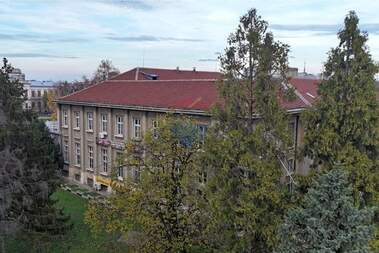 Kira - Yer olarak Center,  Ruse