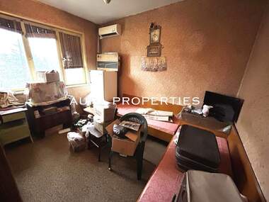 For sale - Apartment in Center,  Razgrad