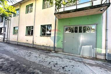 For rent - Storage Unit in Promishlena zona - Zapad,  Ruse