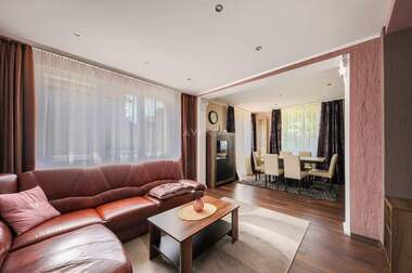 For sale - House in Vladaia,  Sofia