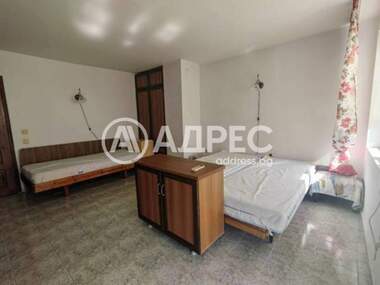 Ενοίκιο - Διαμέρισμα σε Спортна зала,  Варна