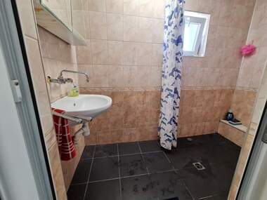 Vânzare - Casă în Drujba 2,  Ruse