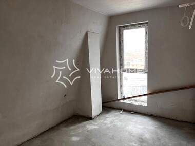 Продажба - Апартамент в Левски,  Варна
