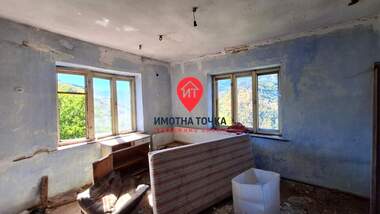 Продажба - Къща в Крушово,  Пловдив