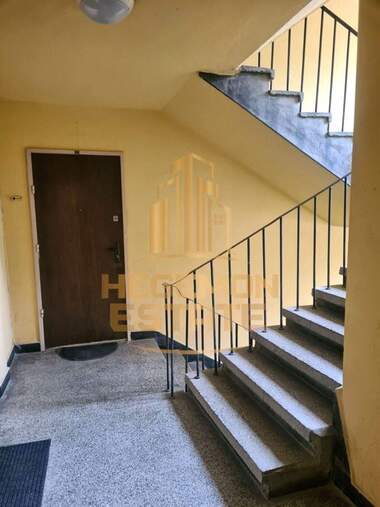 Vânzare - Apartament în Konfuto,  Varna