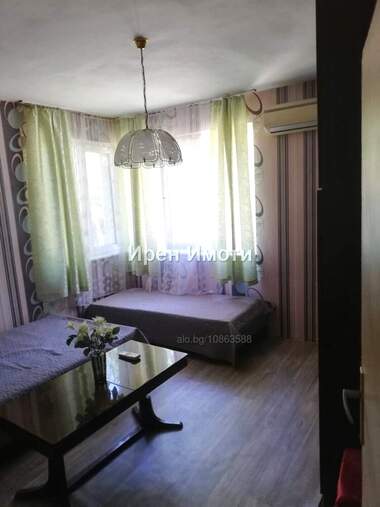 Verkauf - Wohnung in Zentar,  Iambol