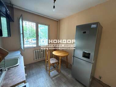 Vânzare - Apartament în Izgrev,  Plovdiv