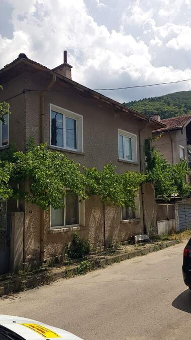 For sale - House in Sapareva Bania,  Kiustendil