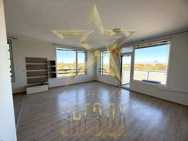 Vânzare - Apartament în Kărșiaka,  Plovdiv