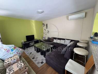 For sale - House in Novi Izvor,  Plovdiv