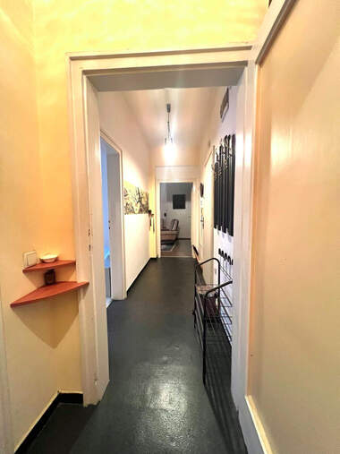 Închiriere - Apartament în Center,  Sofia