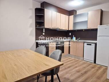 Închiriere - Apartament în Kărșiaka,  Plovdiv