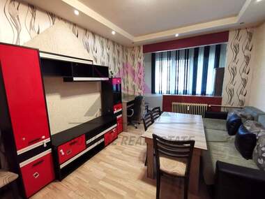Miete - Wohnung in Mladost 2,  Warna