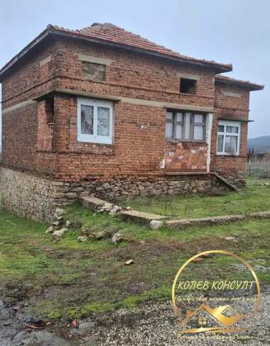 Продажба - Къща в Александрово,  Хасково