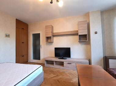Miete - Wohnung in Wazrazhdane,  Ruse