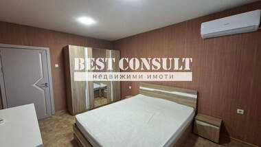 Închiriere - Apartament în Hășove,  Ruse