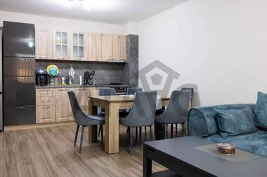 Vânzare - Apartament în Ostromila,  Plovdiv