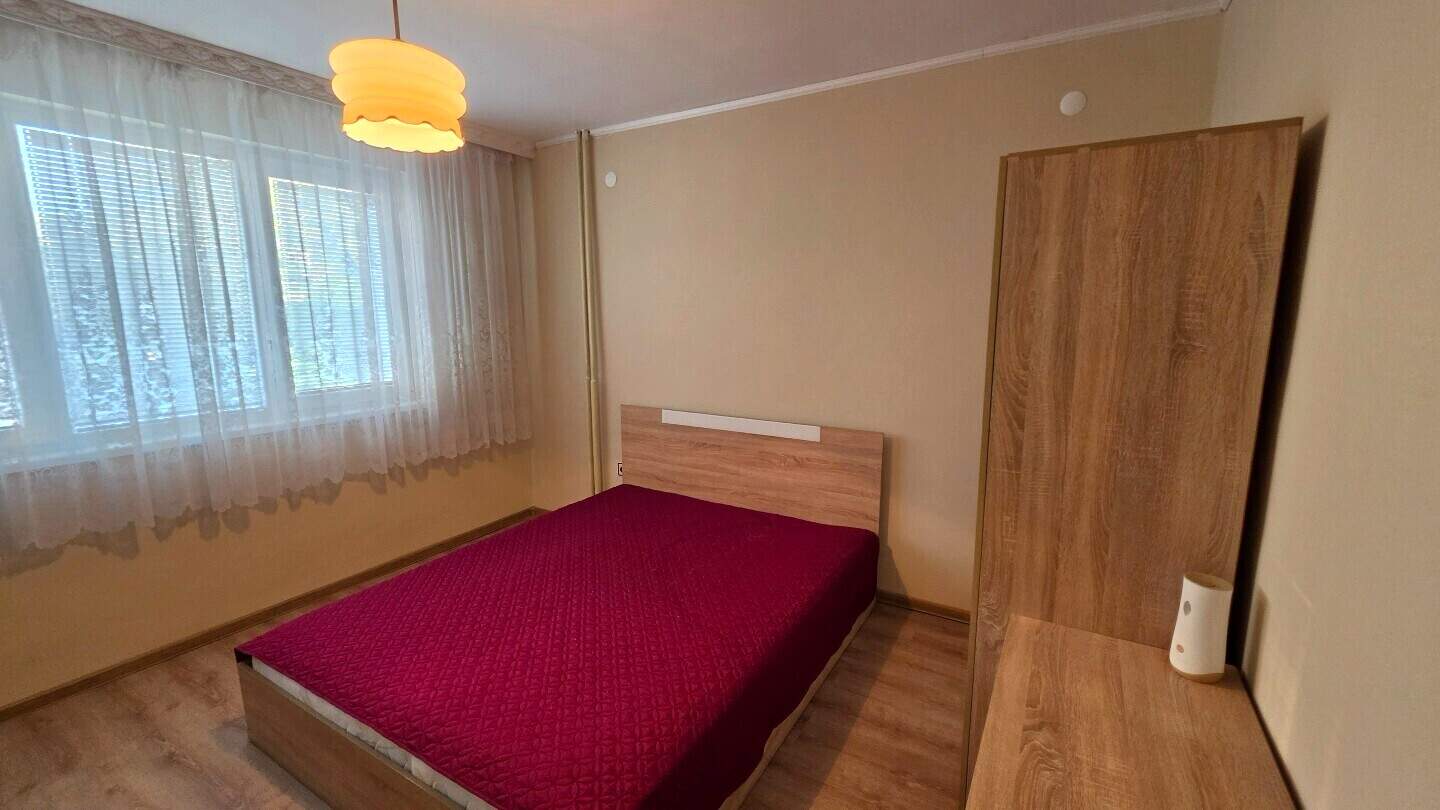 Тристаен Апартамент в Център, Разград – снимка 2