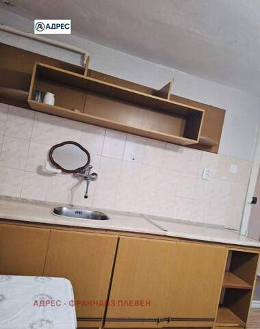 Închiriere - Apartament în Wider Center,  Pleven