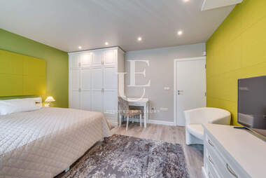 Kira - Apartman olarak Oborishte,  Sofia