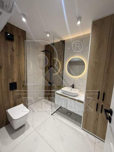 For sale - Apartment in Otdih i kultura,  Plovdiv