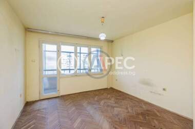 Продажба - Апартамент в к.к. Чайка,  Варна
