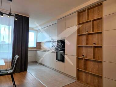 Închiriere - Apartament în Lagera,  Sofia