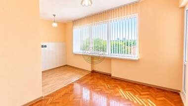 Продажа - Квартира в Здравец,  Русе