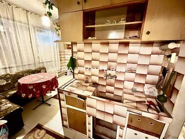 For sale - Apartment in Orel,  Razgrad