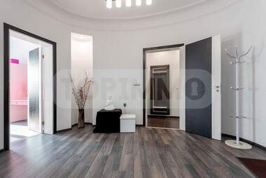 Închiriere - Apartament în Center,  Varna