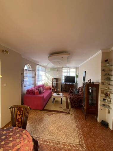 For sale - Apartment in Karshiaka,  Plovdiv