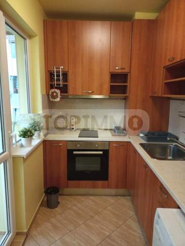 Închiriere - Apartament în VINS - Ceerven ploștiad,  Varna