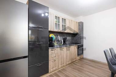 Vânzare - Apartament în Ostromila,  Plovdiv