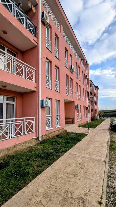 Продажба - Апартамент в Тънково,  Бургас