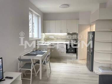 For rent - Apartment in Briz,  Varna