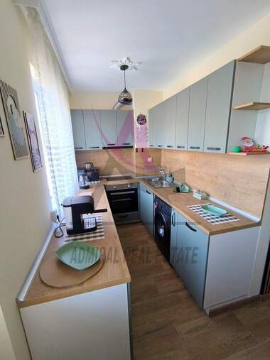 Miete - Wohnung in Awtogara,  Warna