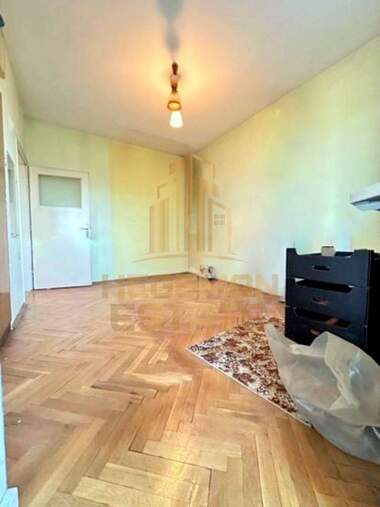 Vânzare - Apartament în Center,  Varna